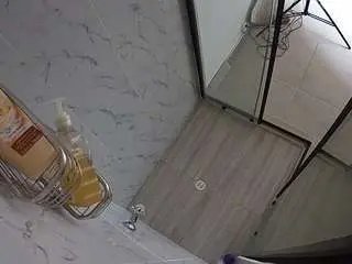 Camsoda Nude Webcam of voyeurcam-jb-shower-2