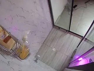 Camsoda Private Sex Chat of voyeurcam-jb-shower-2