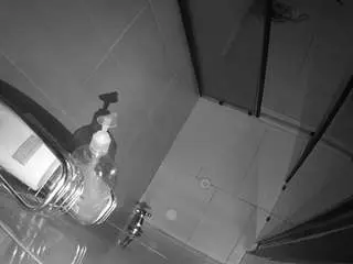 Camsoda Private Sex Chat of voyeurcam-jb-shower-2