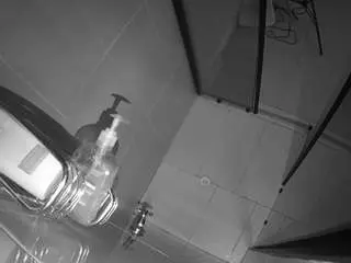 Camsoda Adult Video Chat of voyeurcam-jb-shower-2