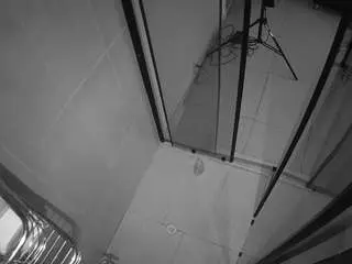 Camsoda Adult Webcam of voyeurcam-jb-shower-2