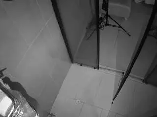 Camsoda Sex Chat of voyeurcam-jb-shower-2