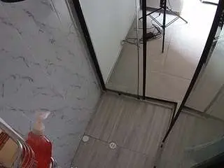 Camsoda Private Sex Chat of voyeurcam-jb-shower-2