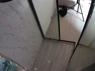 Camsoda Free Live Porn of voyeurcam-jb-shower-2