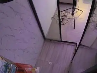Camsoda Sex Cam of voyeurcam-jb-shower-2