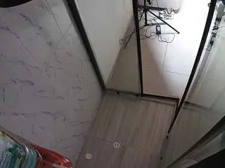 Camsoda Free Porn Cam of voyeurcam-jb-shower-2