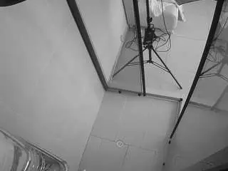Camsoda Nude Webcam of voyeurcam-jb-shower-2