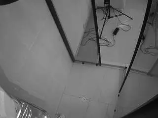 Camsoda Free Porn Cam of voyeurcam-jb-shower-2