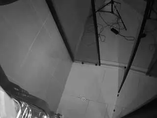 Camsoda Free Porn Cam of voyeurcam-jb-shower-2