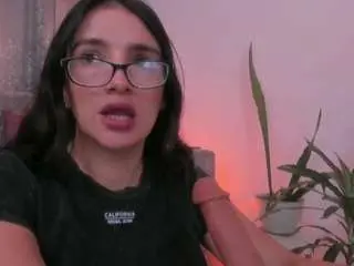 Camsoda Private Sex Chat of vaiolet-hot