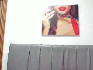 Camsoda Nude Webcam of iisabella-noa