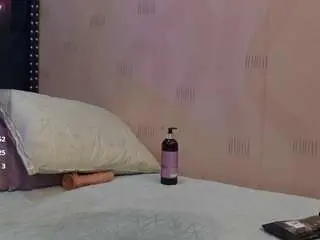 Camsoda Private Sex Chat of skinnylittlemilff