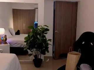 Camsoda Free Porn Cam of avalodge