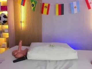 Camsoda Free Porn Cam of liah-cleir
