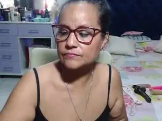 Camsoda Live Sex of samy-mature
