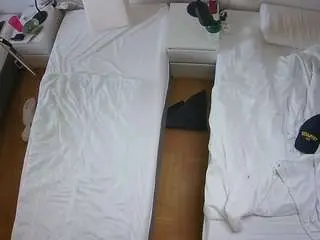 Camsoda Live Sex of voyeurcam-julmodels-bed-5