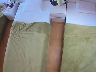 Camsoda Sex Chat of voyeurcam-julmodels-bed-5