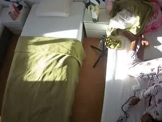 Camsoda Adult Webcam of voyeurcam-julmodels-bed-5