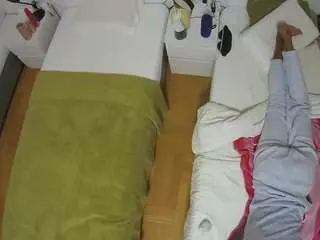 Camsoda Live Sex of voyeurcam-julmodels-bed-5