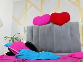 Camsoda Best live sex cam show of carolinee-torres