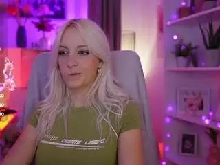 Camsoda Nude Webcam of lucycutie