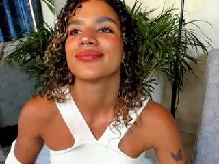 Camsoda Sex Chat of samarha-queens
