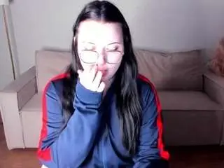 Camsoda Best Webcam of kira-gold