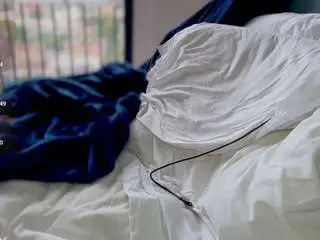 Camsoda Nude Webcam of tomboixcx