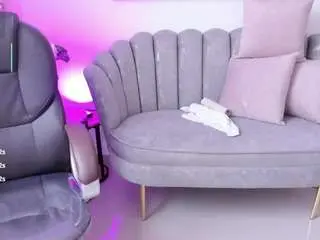 Camsoda Free Porn Cam of aida-adams