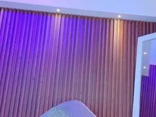 Camsoda Private Sex Chat of alicia-meg