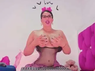 Camsoda Adult Webcam of sophie-newton