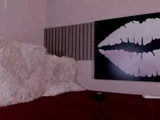 Camsoda Free Porn Cam of kloe-s