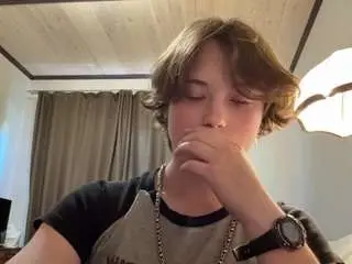 Camsoda Watch Live Sex Cams of adrienemartire