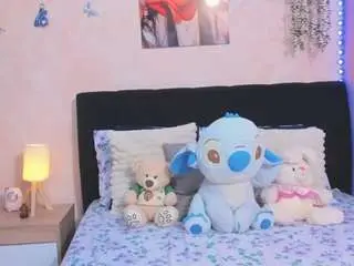 Camsoda Sex Cam of sara-mia