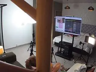 Camsoda Nude Webcam of voyeurcam-jb-room-10