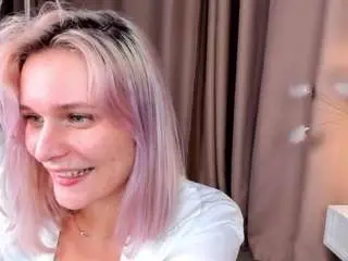 Camsoda Free Porn Cam of stormmbaby