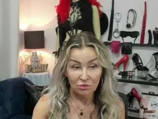 Camsoda Nude Webcam of luxcrystal