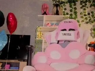 Camsoda Free Porn Cam of luna-morris