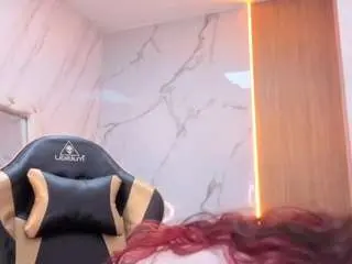 Camsoda Nude Webcam of lola-roses-tf