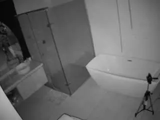 Camsoda Live Sex Cam of voyeurcam-casa-salsa-bathroom-2