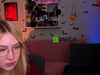 Camsoda Watch Live Sex Cams of playful-sophie