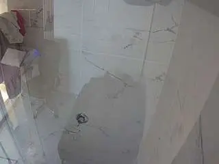 Camsoda Free Live Porn of voyeurcam-casa-salsa-bathroom-11