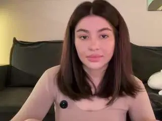Camsoda Adult Webcam of youramy