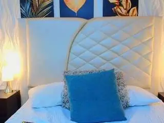 Camsoda Sex Cam of amberr-greyy