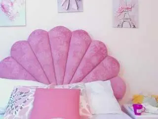 Camsoda Free Porn Cam of aria-collin