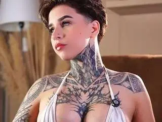 Camsoda Nude Webcam of alicee-love