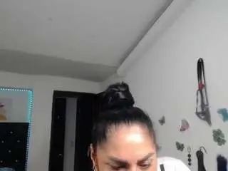 Camsoda Nude Webcam of sexy-bigboobs10