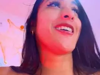 Camsoda Free Porn Cam of estrella-harryson