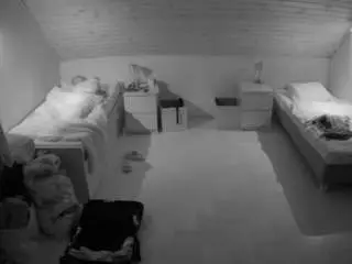 Camsoda Free Porn Cam of voyeurcam-julmodels-greybed-3