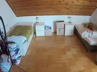 Camsoda Free Porn Cam of voyeurcam-julmodels-greybed-3